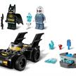 LEGO® DC Comics Super Heroes 76301 Batman™ & Batmobil™ vs. Mr. Freeze™ | Bild 3