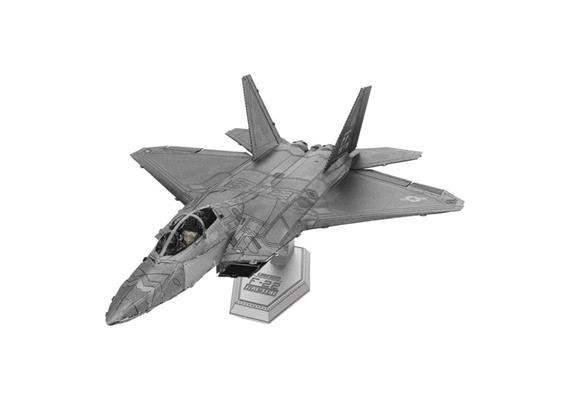 Metal Earth - F-22 Raptor (farbiges Modell) ME1016