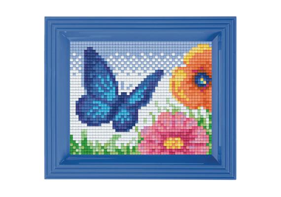 Pixel Geschenkbox mit 32 Pixel Vierecke - Schmetterling